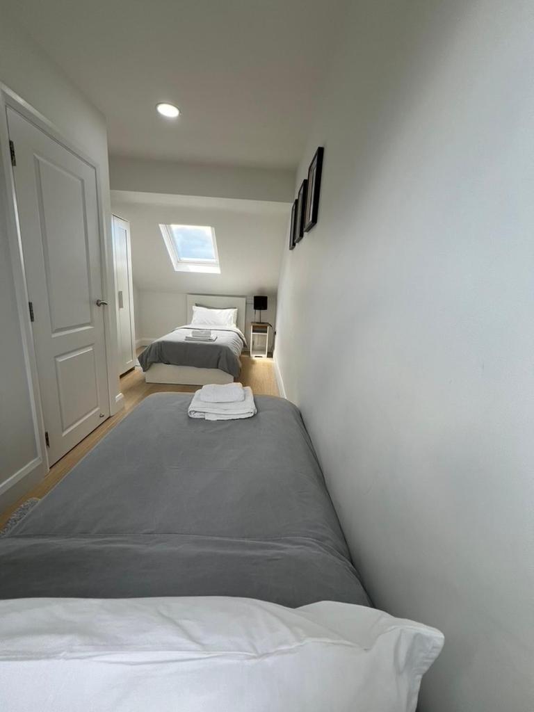 Zenobia London Luxury Apartments フィンチリー エクステリア 写真