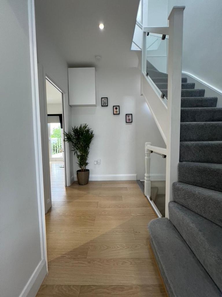 Zenobia London Luxury Apartments フィンチリー エクステリア 写真