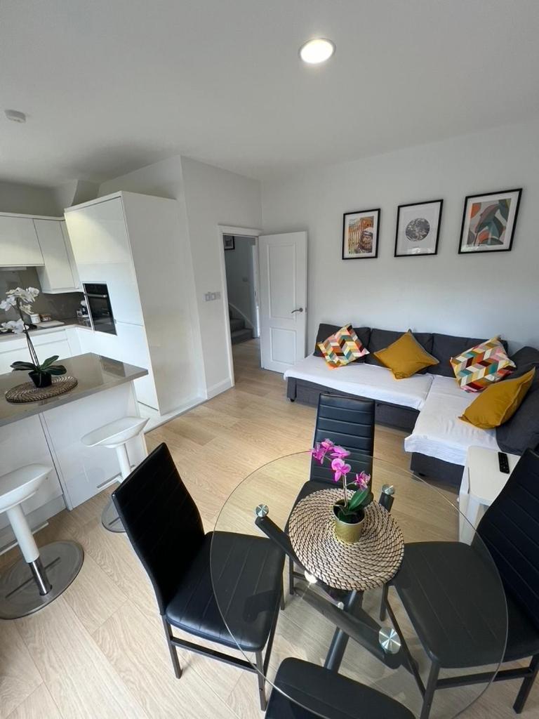 Zenobia London Luxury Apartments フィンチリー エクステリア 写真