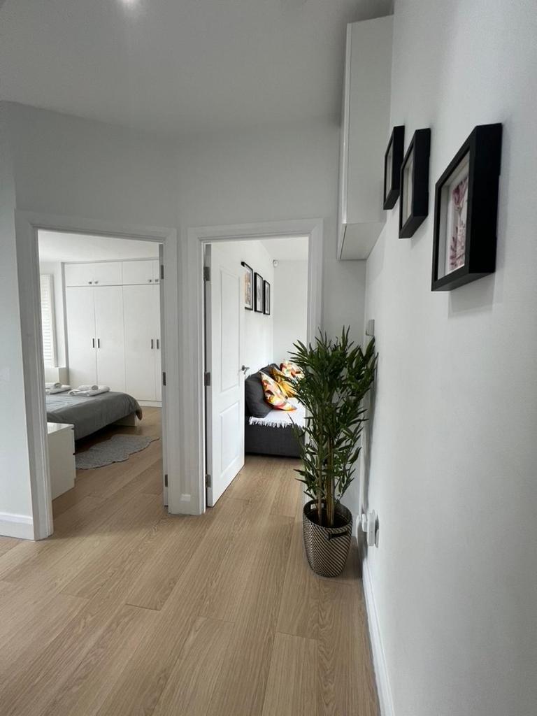 Zenobia London Luxury Apartments フィンチリー エクステリア 写真