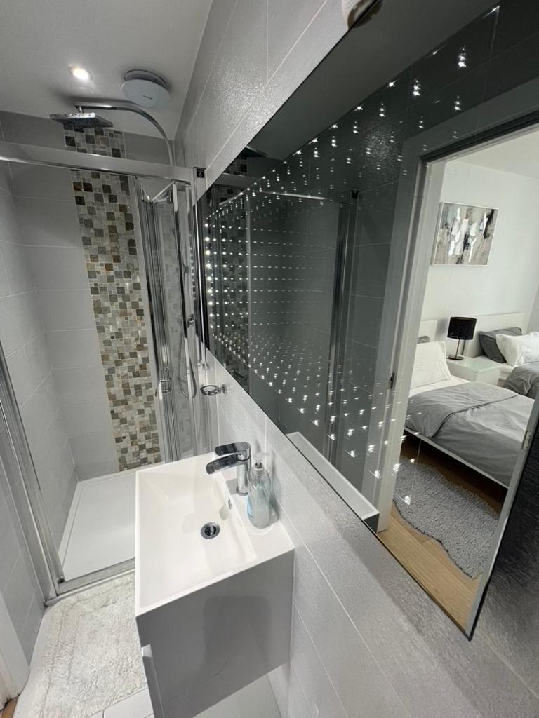 Zenobia London Luxury Apartments フィンチリー エクステリア 写真