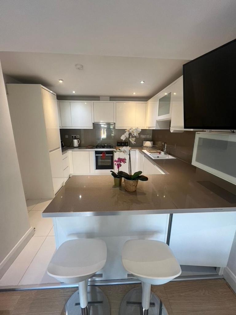 Zenobia London Luxury Apartments フィンチリー エクステリア 写真